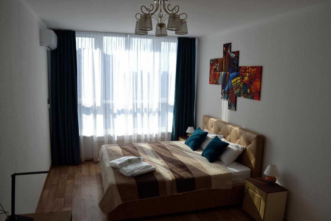 In The Sky Apartment Kiew Exterior foto